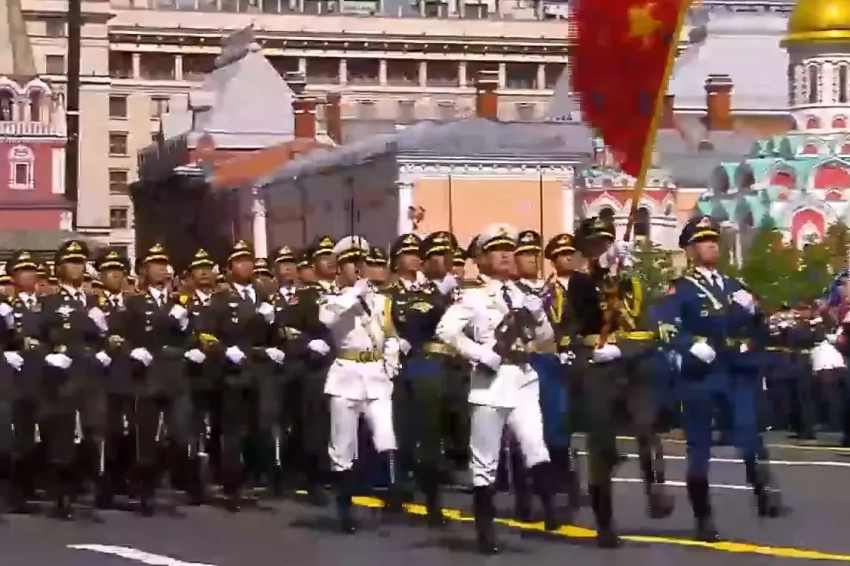 МИД Китая прокомментировал слова Киева о «поддержке оккупантов», связанные с иностранными военными на параде в Москве