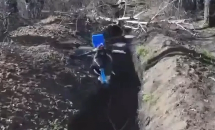 Российский дрон сбил вражеский БПЛА, перерезав своими винтами оптоволоконный кабель