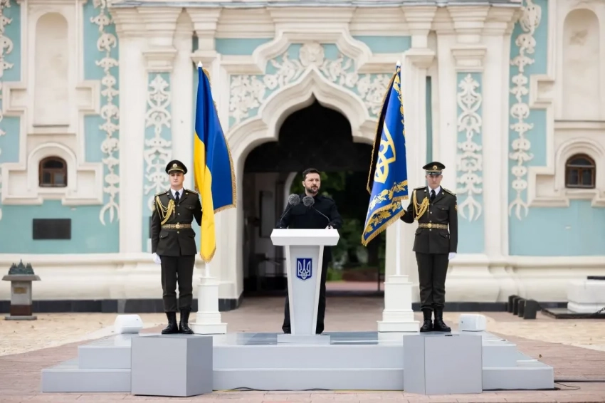 Зеленский расширил состав Ставки верховного главнокомандующего ВСУ