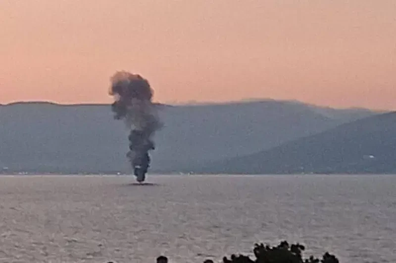 БПЛА самолётного типа и безэкипажные катера: Киев предпринял попытку массированной атаки на Россию