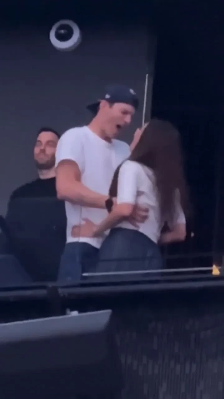 "Отменённых" Милу Кунис и Эштона Кутчера впервые за долгое время засняли на публике