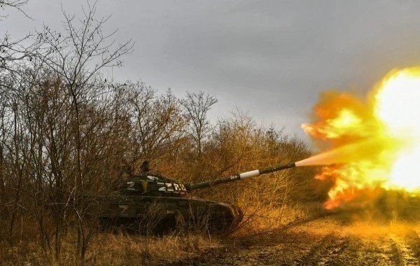 ВС РФ стремительно окружают Покровск с разных сторон, карта боевых действий на утро 15 августа