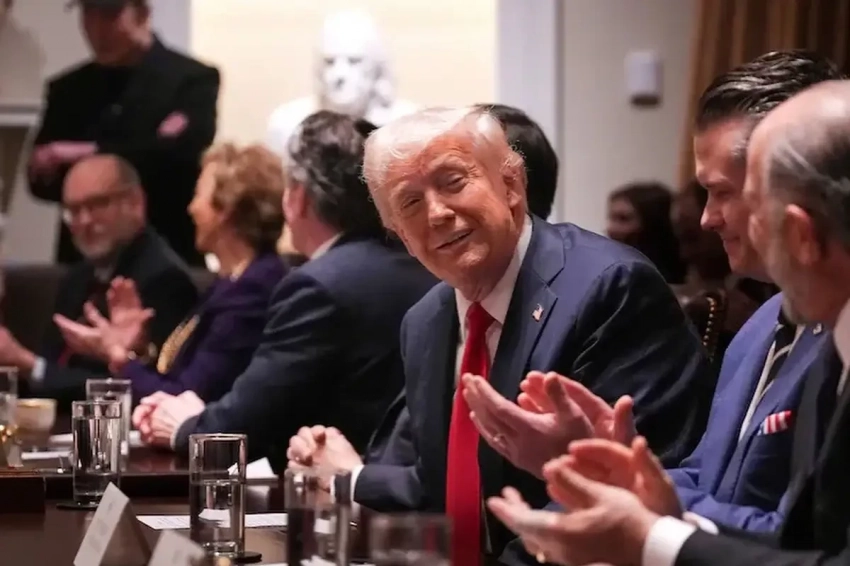 Из украинских эфиров исчезли часы обратного отсчёта до вступления в силу санкций Трампа против России