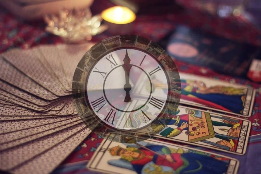 Вопрос времени: 5 способов определить, когда произойдут события, по Таро