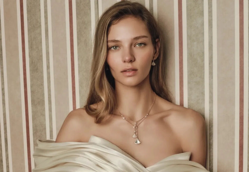 Алеся Кафельникова снялась для Vogue