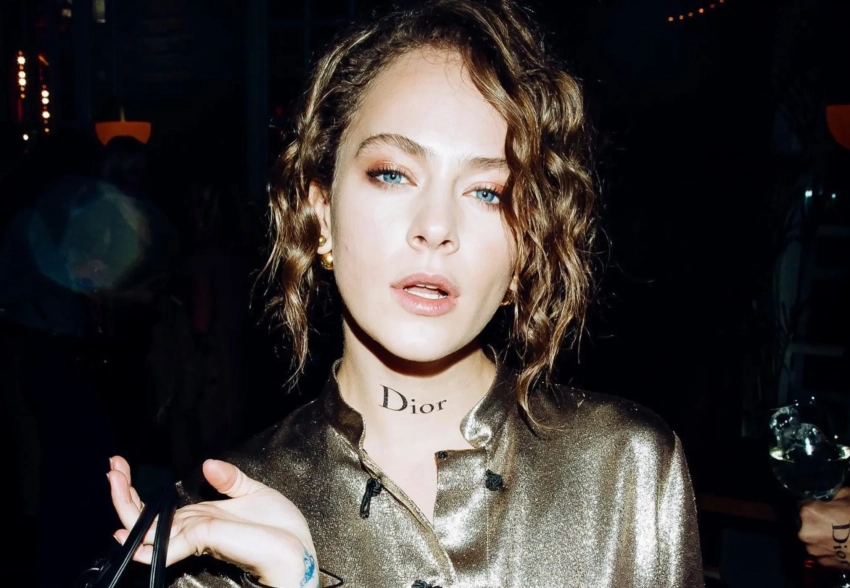 Первый выход после скандала: осуждённая за наркотики Аглая Тарасова посетила вечеринку Иды Галич