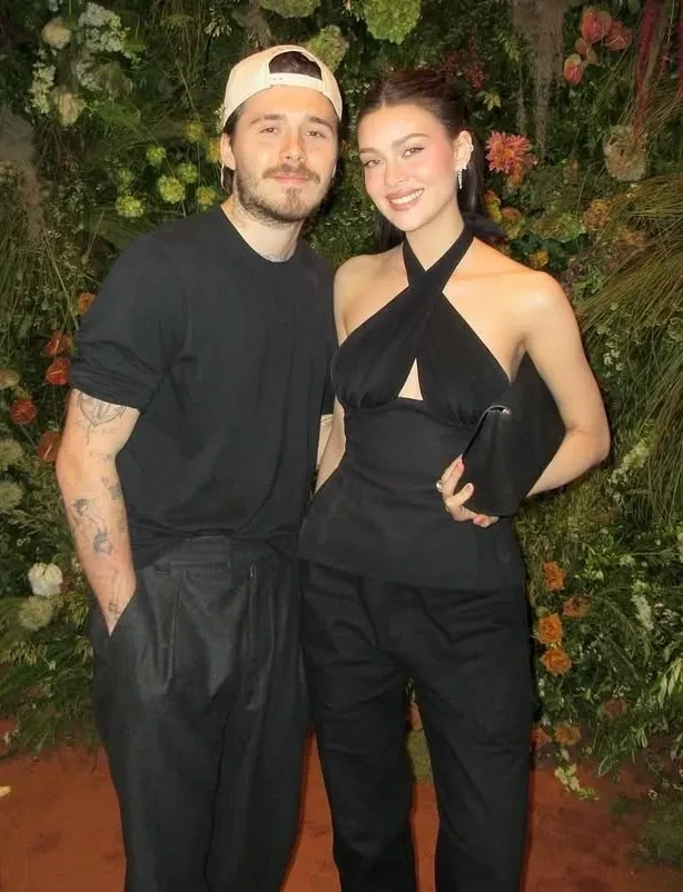 В сети обсуждают "токсичную" Николу Пельтц: бывшего бойфренда она "рассорила" с семьёй, как и Бруклина Бекхэма