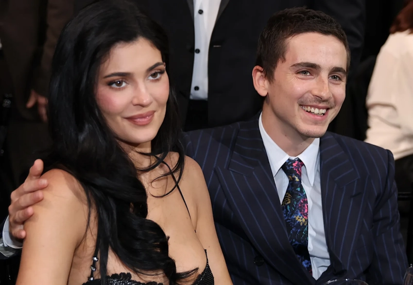 Кайли Дженнер и Тимоти Шаламе заподозрили в тайной свадьбе