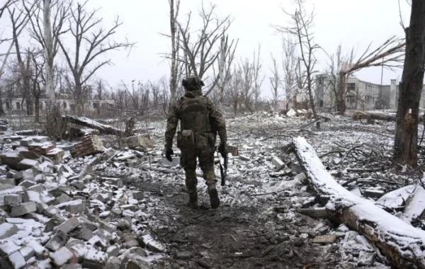ВС РФ заметно продвигаются в сторону Славянска: новая сводка СВО от Юрия Подоляки на 10 февраля