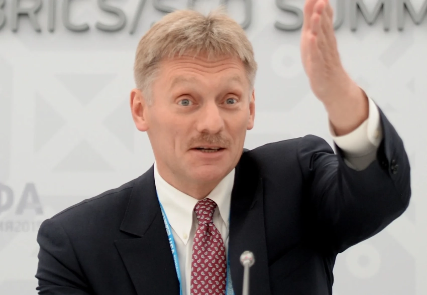 "Хватит думать о Telegram, думайте о Max!". Дмитрий Песков высказался о "вражеских" для России соцсетях