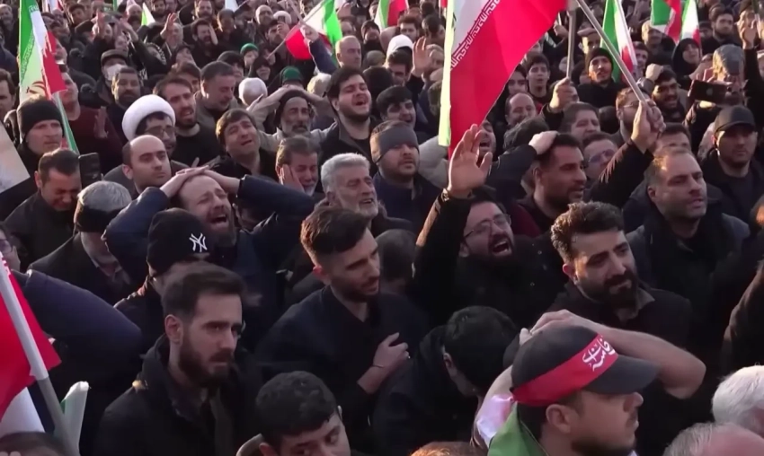 Разведка США: Нет никаких признаков скорого краха власти в Иране